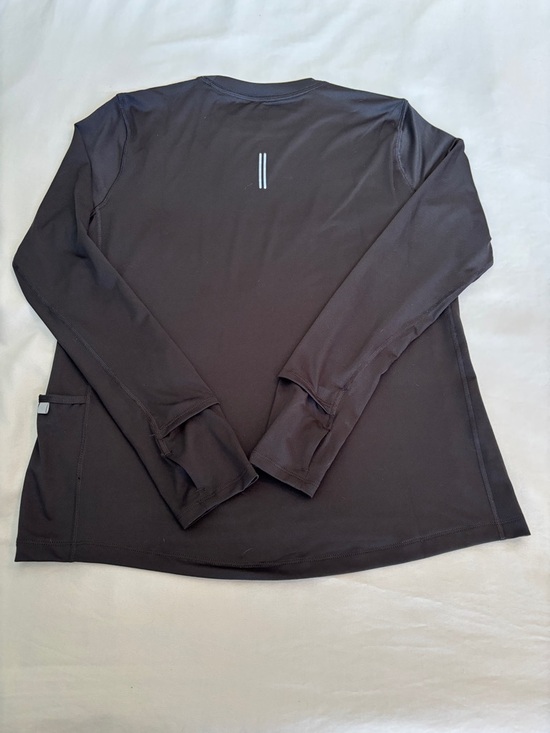 Nike Running Dri-Fit Women's Dark Black Long Sleeve Tee Size M NWOT - Picture 9 of 9